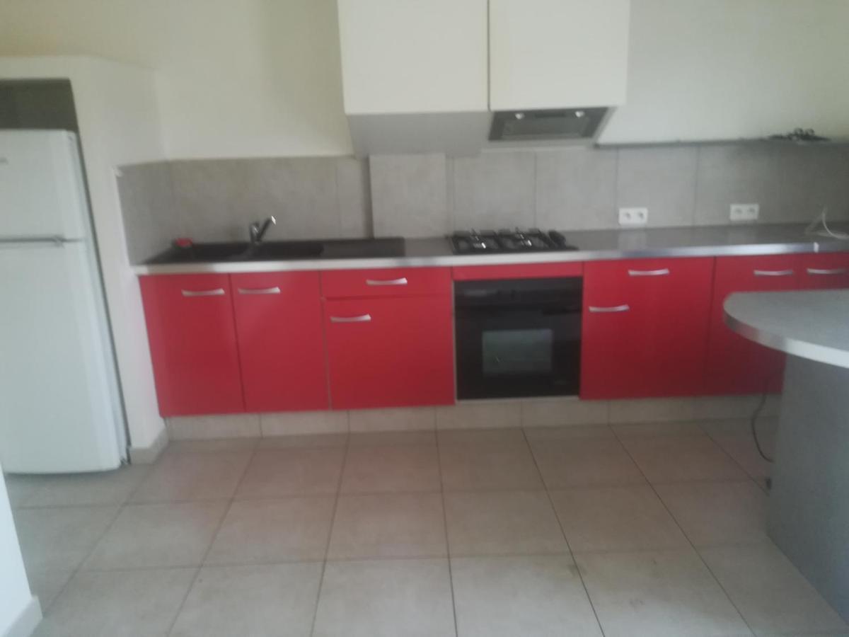 Logement de plein pied à MIRECOURT Buitenkant foto
