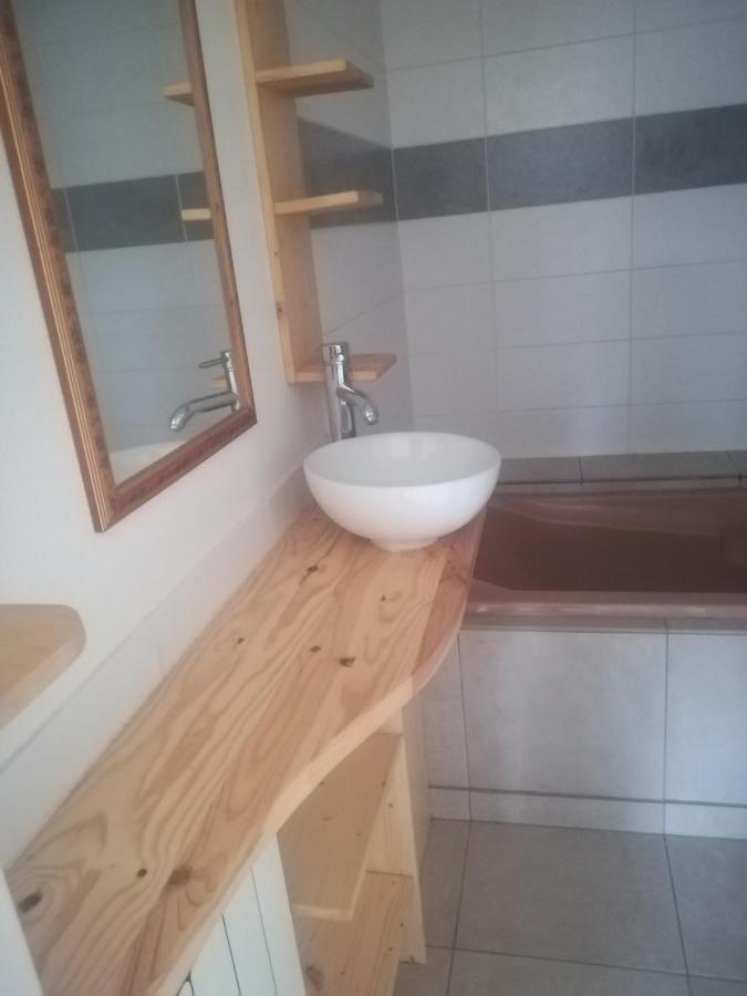 Logement de plein pied à MIRECOURT Buitenkant foto